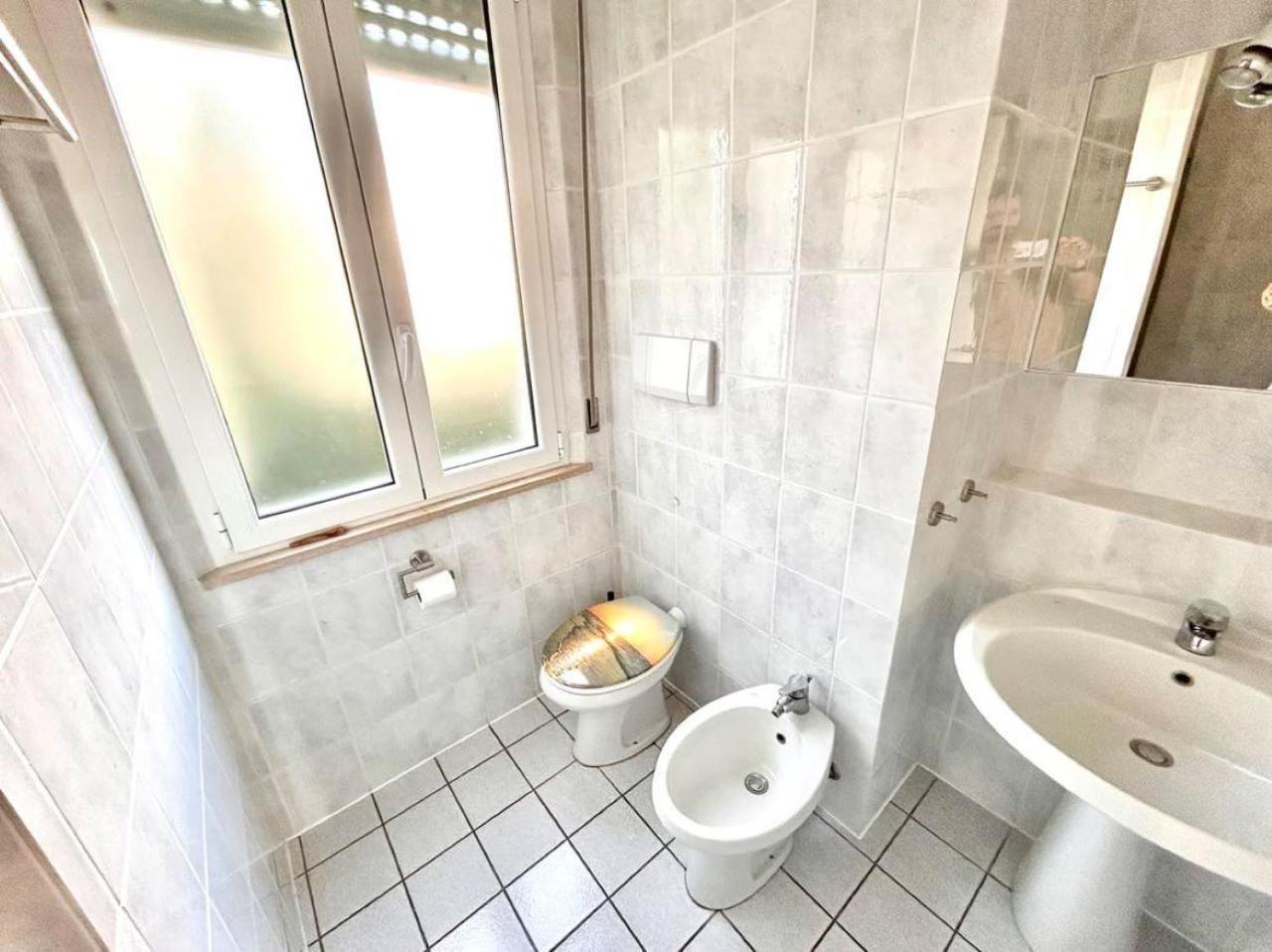 Villa Edith - Stupenda Villa Con Terrazzo Vista Mare E Spiaggia Inclusa Numana Ngoại thất bức ảnh